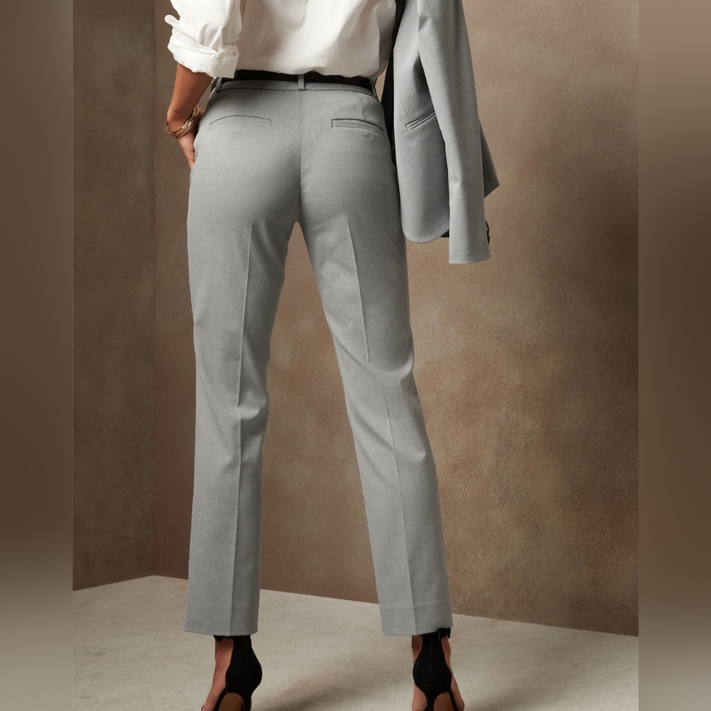 Banana Republic Ryan Trouser, blue window pane. Size 4 - Picture 2 of 7